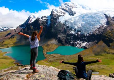 Tour 7 Lagunas y Montaña de Colores – Aventura de 2 días en los Andes peruanos.